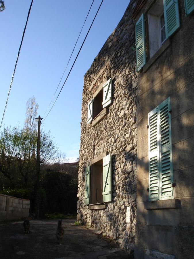 Appartement Dans Hameau Provencal Алло Екстер'єр фото