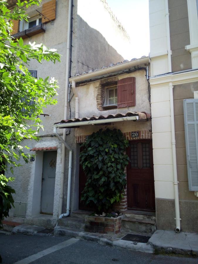 Appartement Dans Hameau Provencal Алло Екстер'єр фото